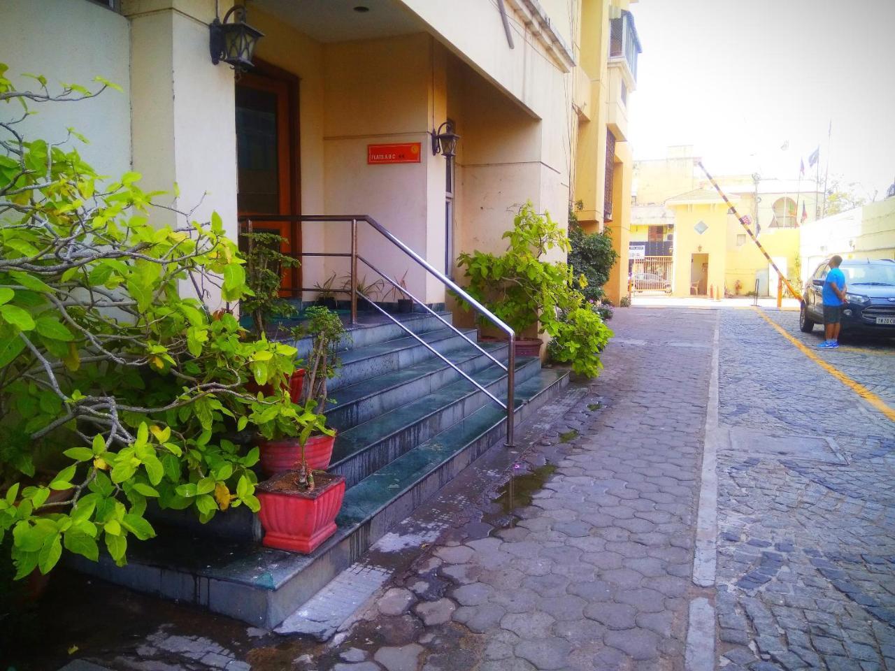 Bed and Breakfast Beach Penthouse, Chennai Zewnętrze zdjęcie